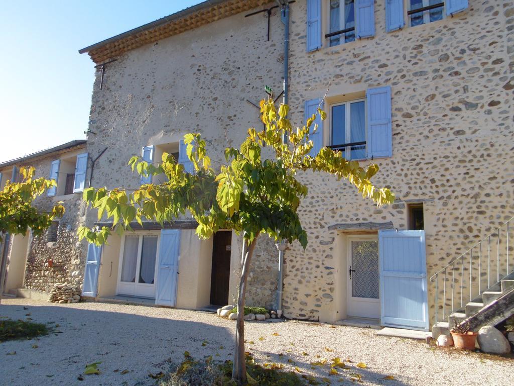 La Ferme De Valauris Bed & Breakfast Sisteron Ngoại thất bức ảnh