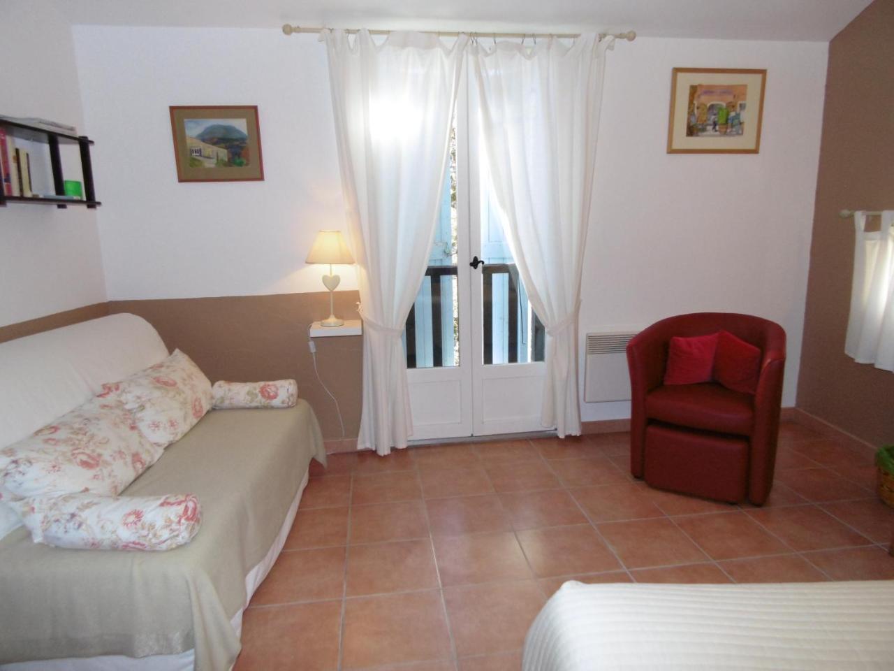 La Ferme De Valauris Bed & Breakfast Sisteron Ngoại thất bức ảnh