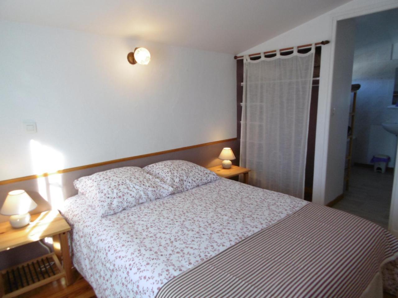 La Ferme De Valauris Bed & Breakfast Sisteron Ngoại thất bức ảnh